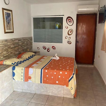 Hotel Brisas Del Mar 2022 Catia La Mar Екстер'єр фото